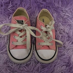 Pink converse